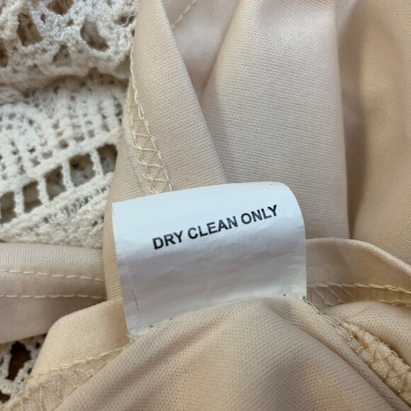 Solitaire Women's Dress Medium Beige Crochet Sleeveless 2 Piece - Picture 9 of 10